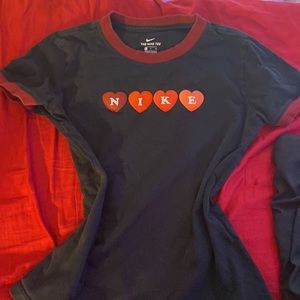 Nike heart tee